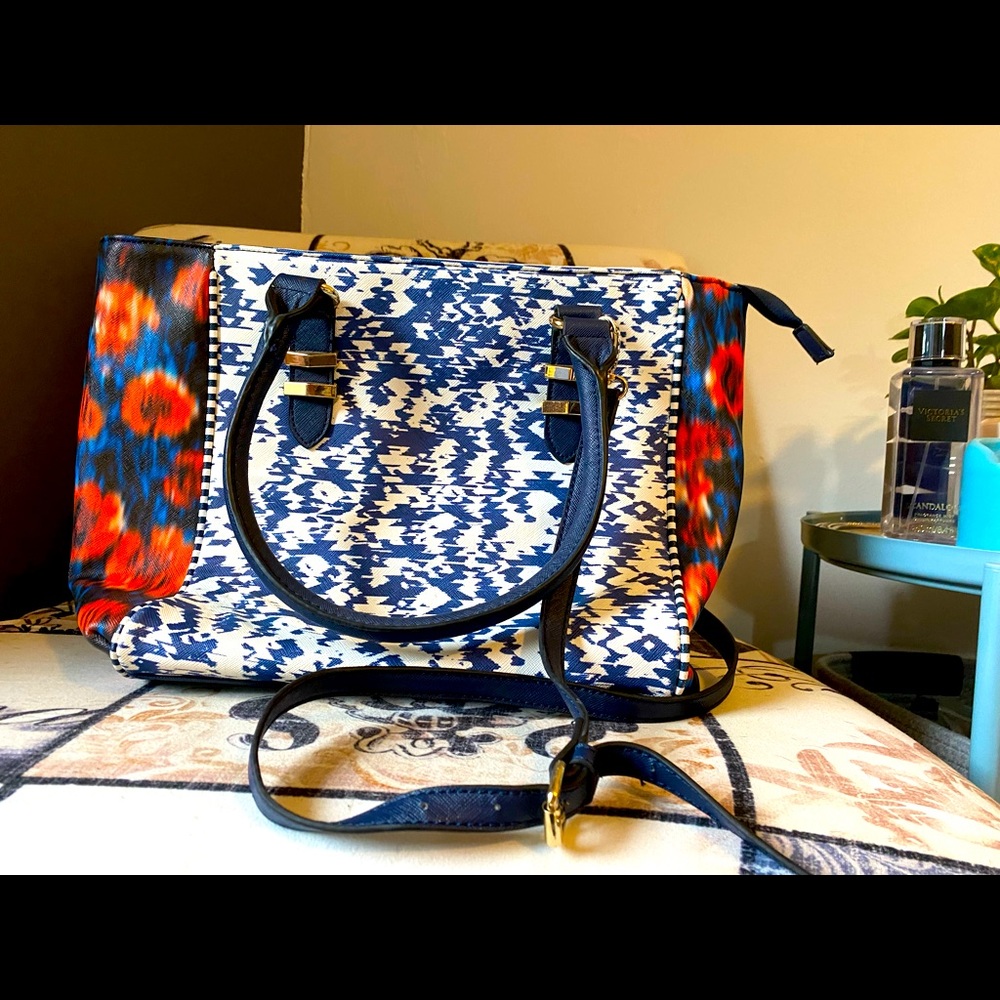 Aldo crossbody, top handle tote, laptop bag.